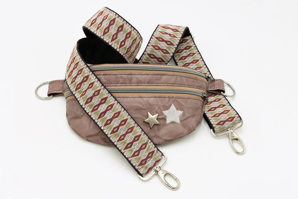 Crossbody Bag aus echtem Leder / Schweizer Handarbeit 'Sienna'