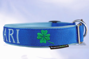 🍀 Halsband „Glücksklee“– personalisiert & individuell / Preis inkl. Stickerei & Neopren-Polsterung (Basis: 2,5 cm Gurtband / ca. 3,5 cm Gesamtbreite). Weitere Optionen können den Endpreis verändern.
