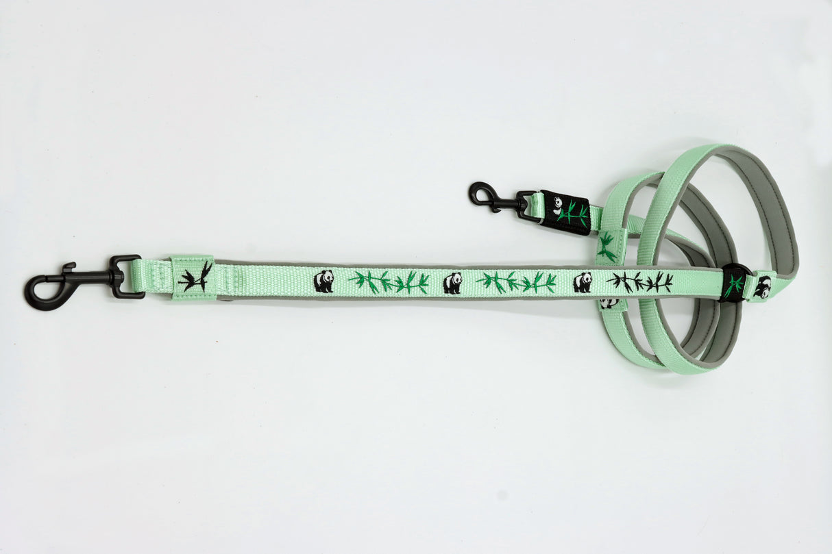 🐼 Halsband 'Bambuszauber' – personalisiert & individuell / Preis inkl. Stickerei & Neopren-Polsterung (Basis: 2,5 cm Gurtband / ca. 3,5 cm Gesamtbreite). Weitere Optionen können den Endpreis verändern.