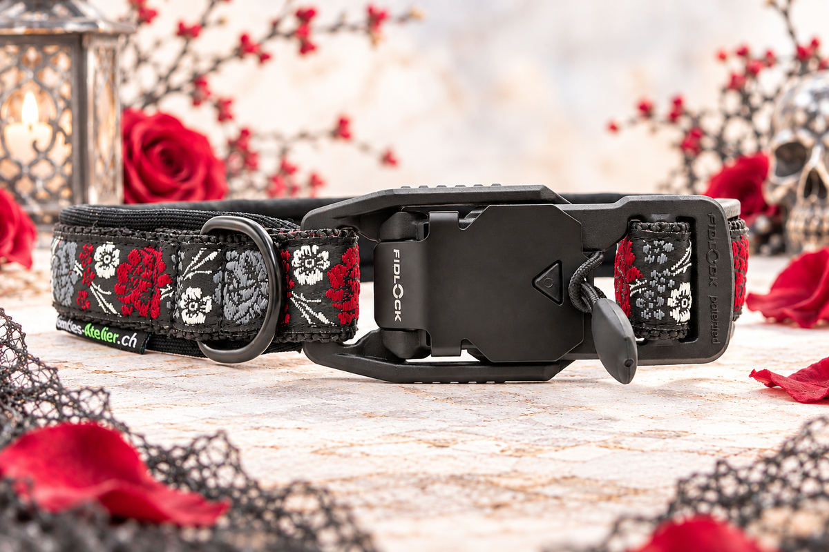 Halsband „Gothic Rose“ Klick mit Fidlock/ Sofortkauf / Innenumfang ca. 34-39 cm