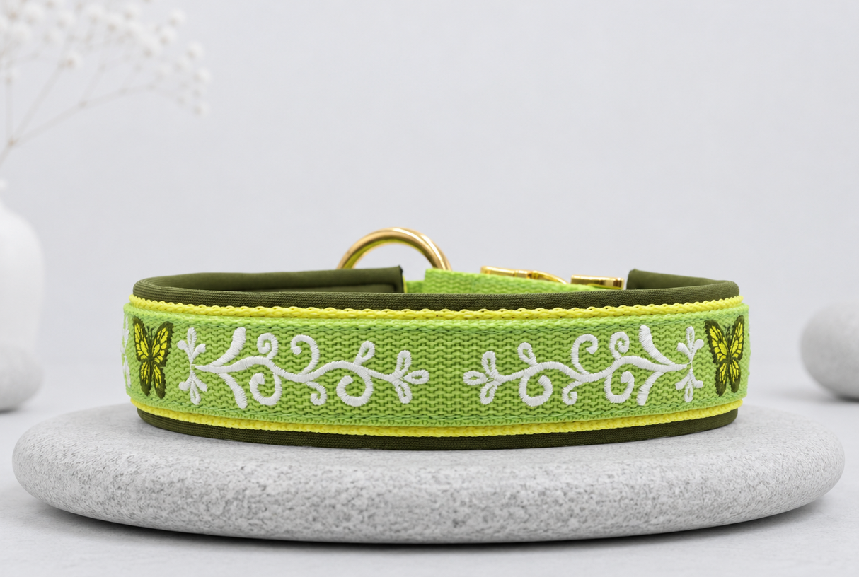 'Butterfly Meadow' – extrabreites Zugentlastungs-Halsband/ Sofortkauf / Innenumfang ca. 45 - 50 cm (Kopie)